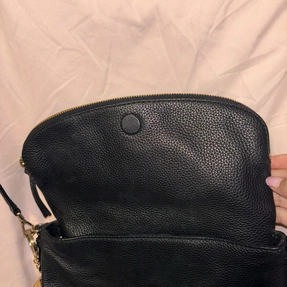 KATE SPADE Black Soft Leather Adjustable Strap Crossbody Shoulder Handbag Gold